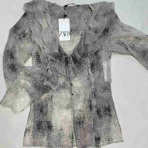 Zara Monochrome Textured Blouse